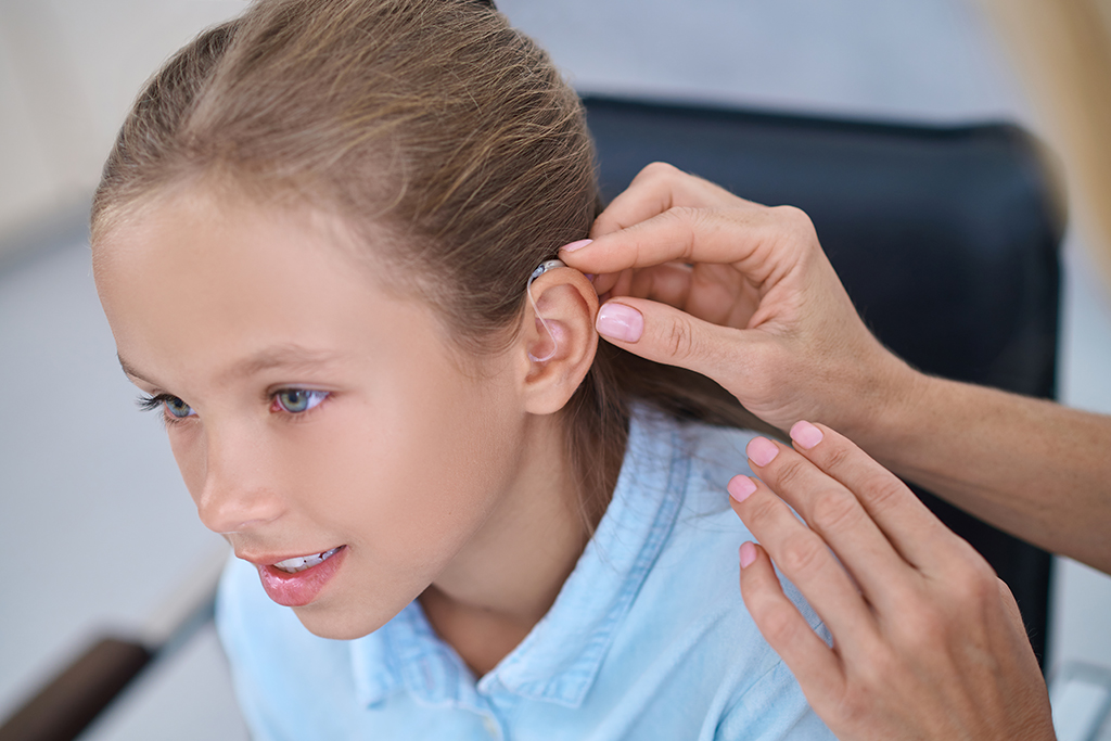 Por qué es importante usar protectores auditivos? - Costa Rica